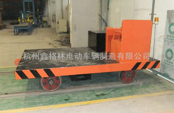 KPQ-15軌道牽引車(chē).jpg KPQ-15軌道牽引車(chē).jpg